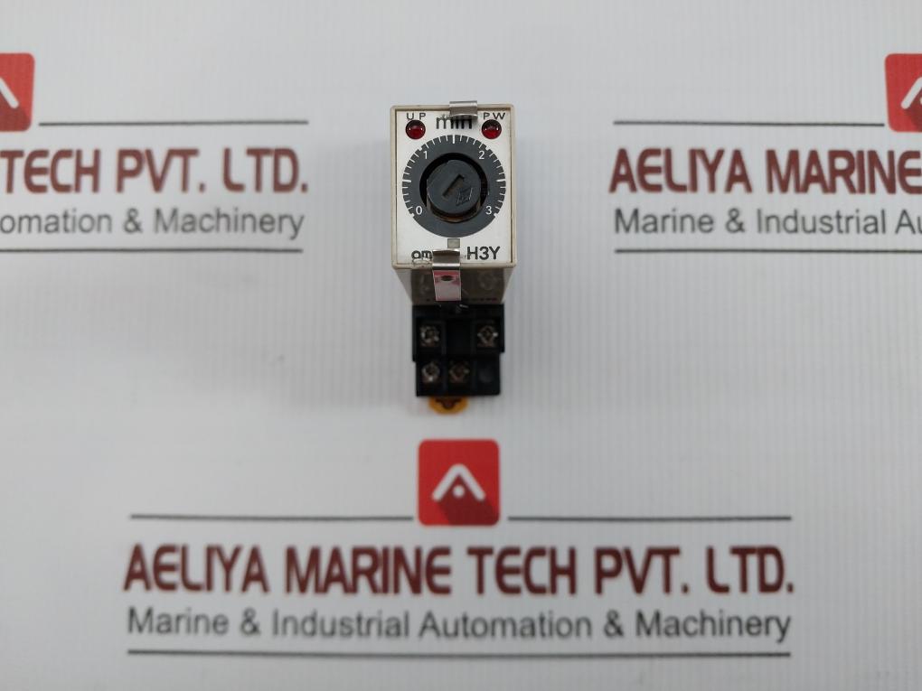 Time Relay With Base Socket Rotary By Omron H3y-2