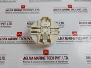 Traveller Adapter Select-a-plug Fused Max 5A 110-240V 