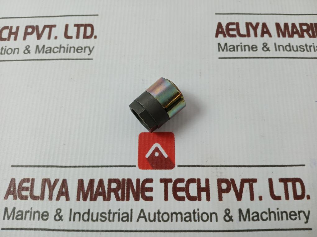 Tsc 172-0071 Locking Bush For Crane – Aeliya Marine