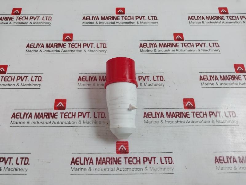 Type 014 Industrial Plug Connector Ip44 16A-6H/415V 3P+E/50-60Hz