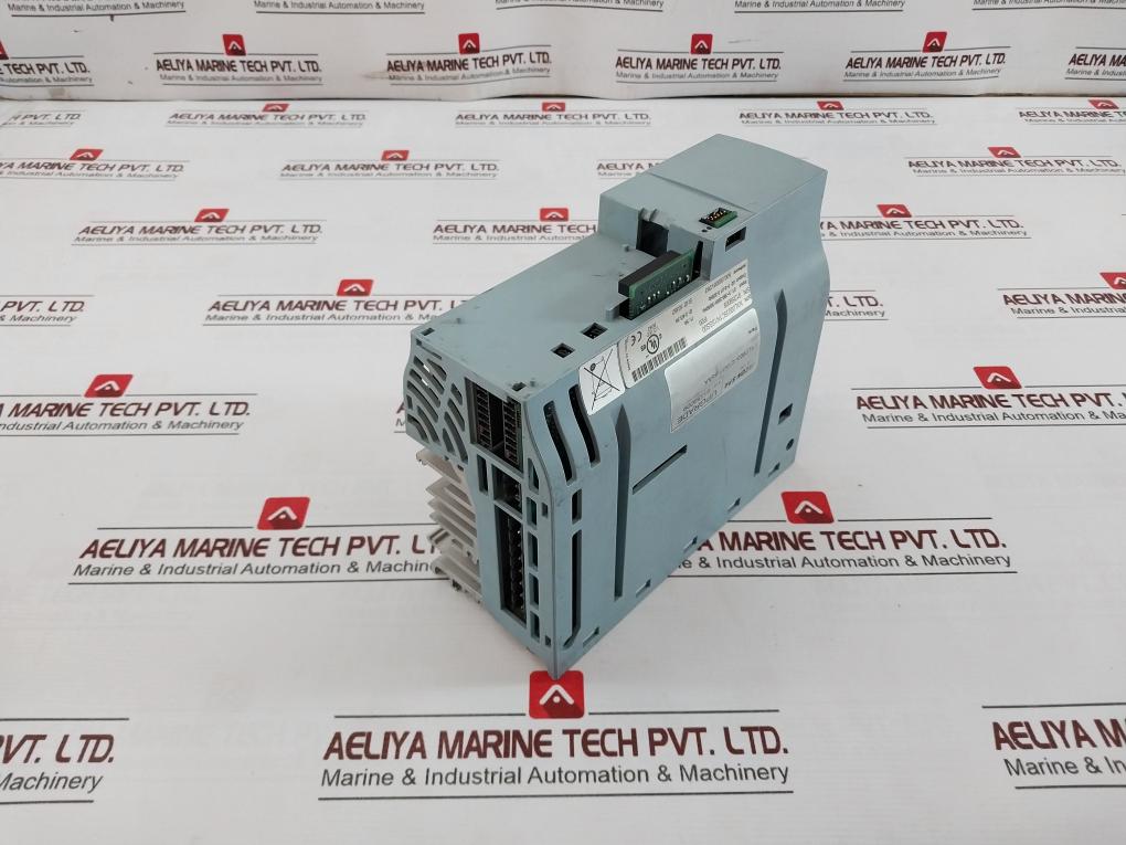 Vacon Nxl00035C1N1Sss00 Inverter Nxl00005V263 380-500V 50/60Hz 5A 2.4/3.3A
