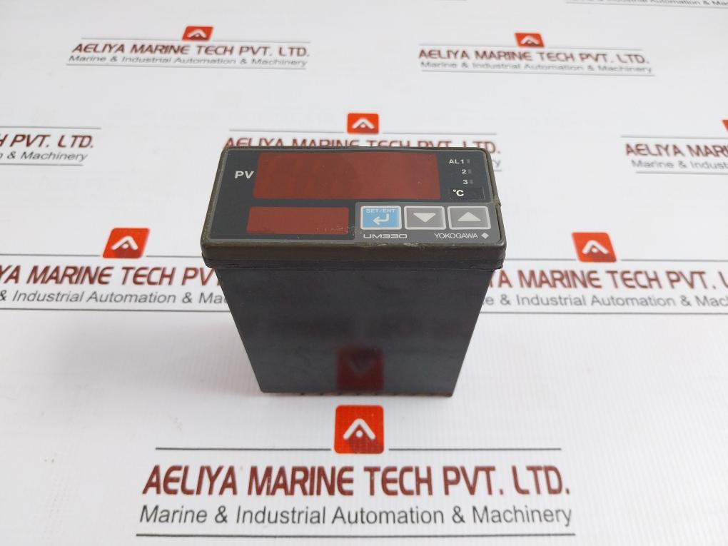 Um330  Digital Indicator 100-240vac-50/60hz By Yokogawa