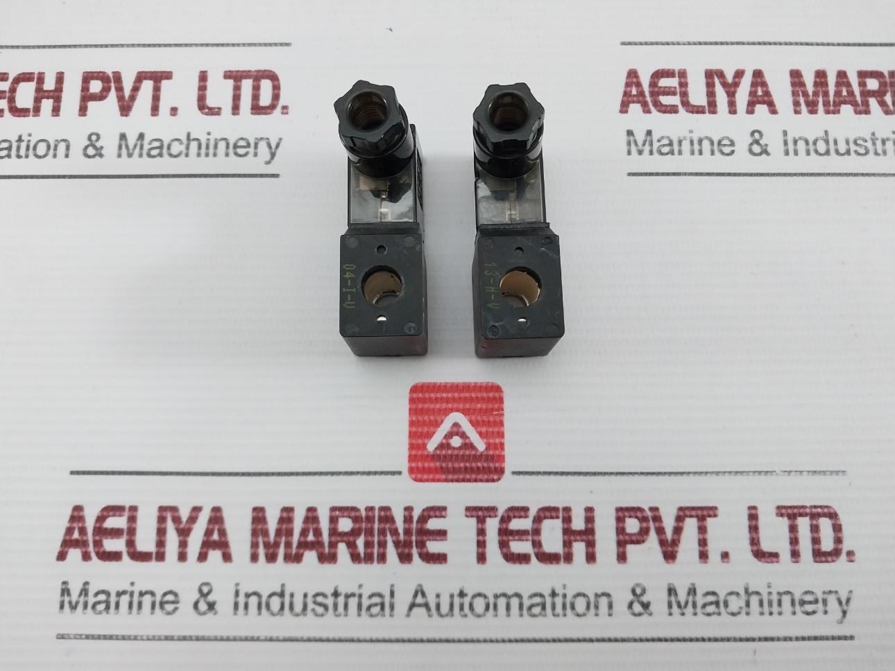 Used Solenoid Valve Ip65 2.8w Dc21.6v~26.4v  13-H-V  - 50 Gm