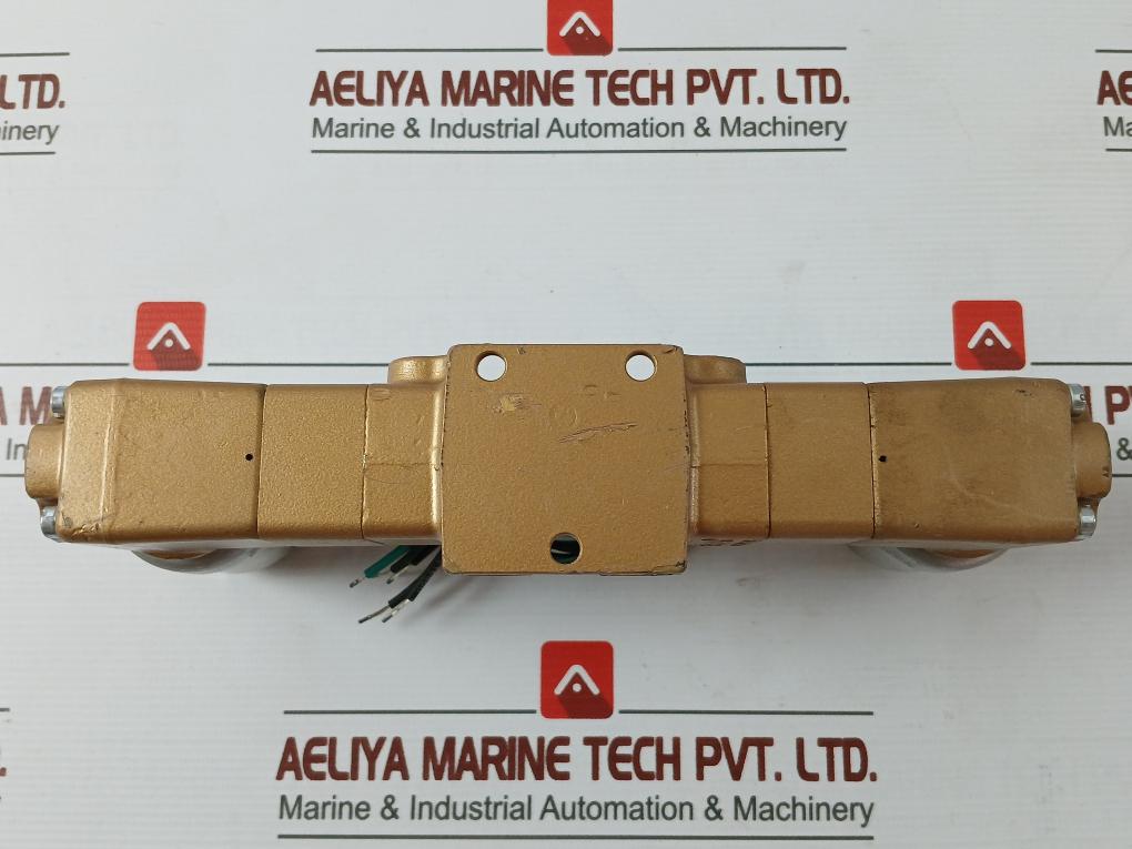 Versa Vxx-4324-m-xx-31-a120 Pneumatic Solenoid Valve V0E23Z0011Tccm