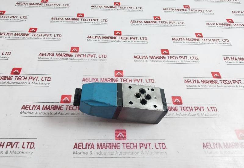 Vickers Dg4V-3-2A M U1 D 7 30 Eu38 Solenoid Operated Directional Valve Ip65 