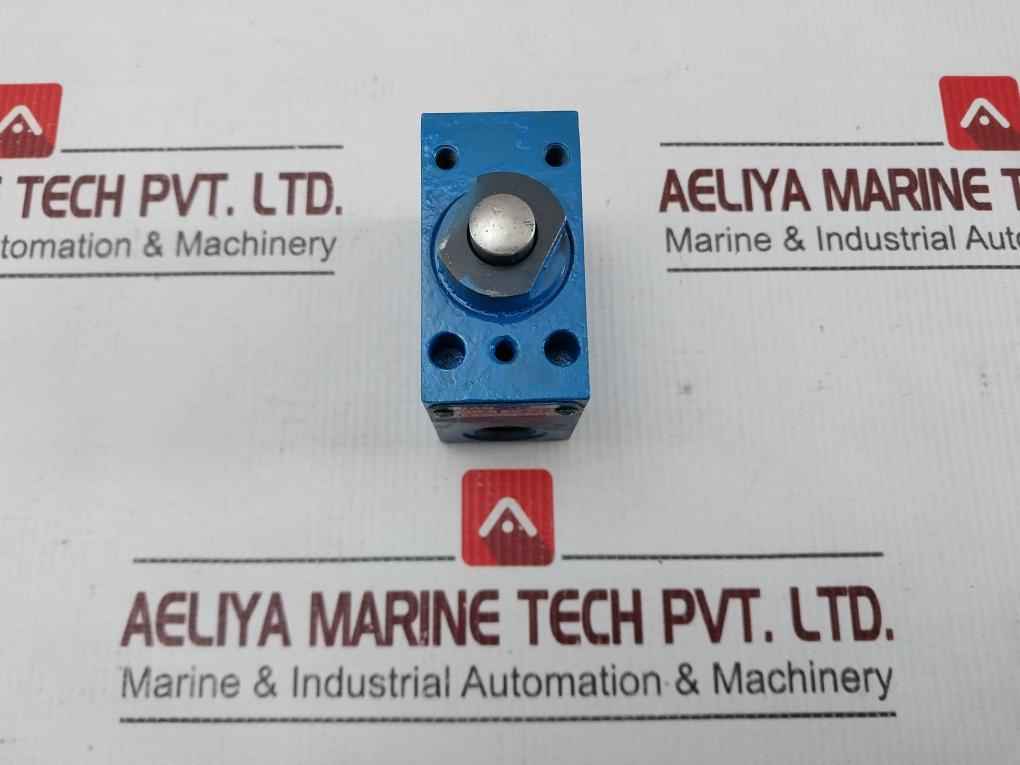Wabco 3630070000 Directional Control Valve 002 2392