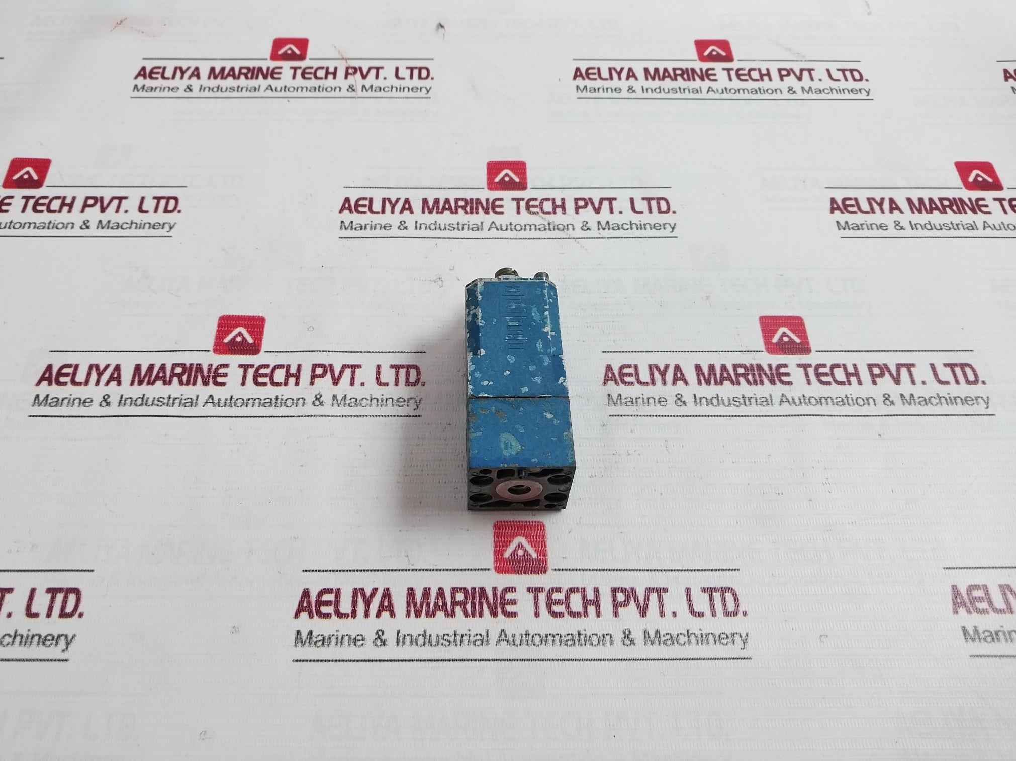 Wabco 3712090050 Directional Control Valve 2379