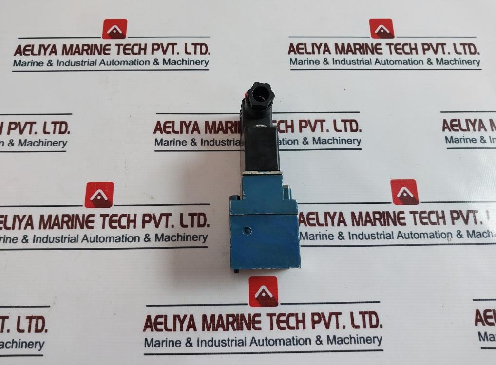 Wabco 3722250220 3/2-way Solenoid Valve 24V
