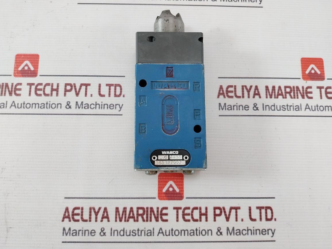 Wabco 5631270000 Directional Control Valve.