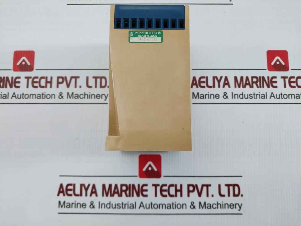 We77/Ex-Tr01 Transformer Isolated Repeater Brand Pepperl+Fuchs