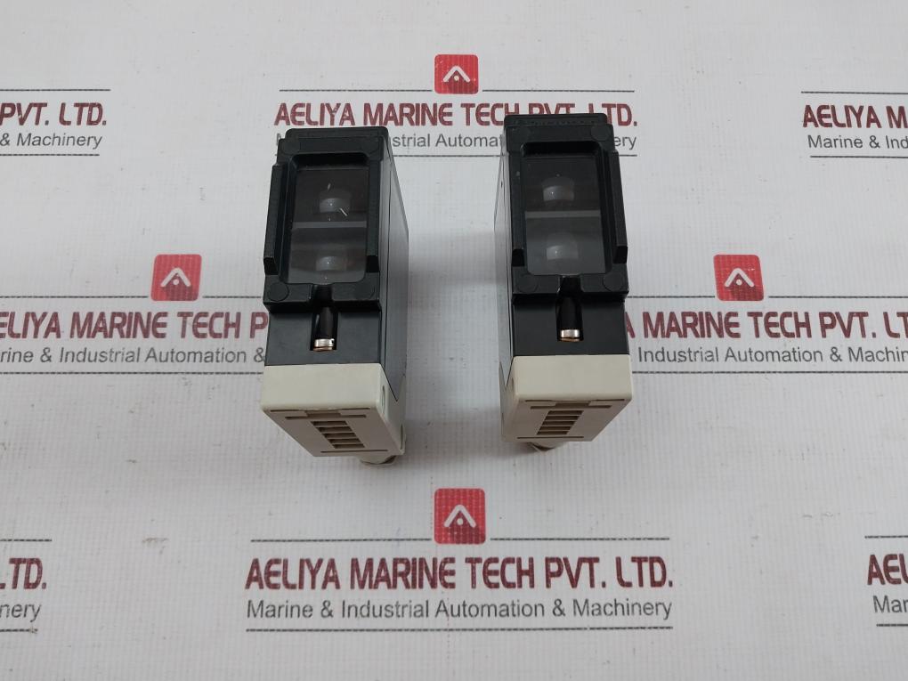 Xue-H753538 Schneider Electric/Telemecanique 10-30v Proximity Photoelectric Detector