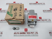Yamatake-honeywell Vcx-5001A Micro Explosion Proof Switch D2G4