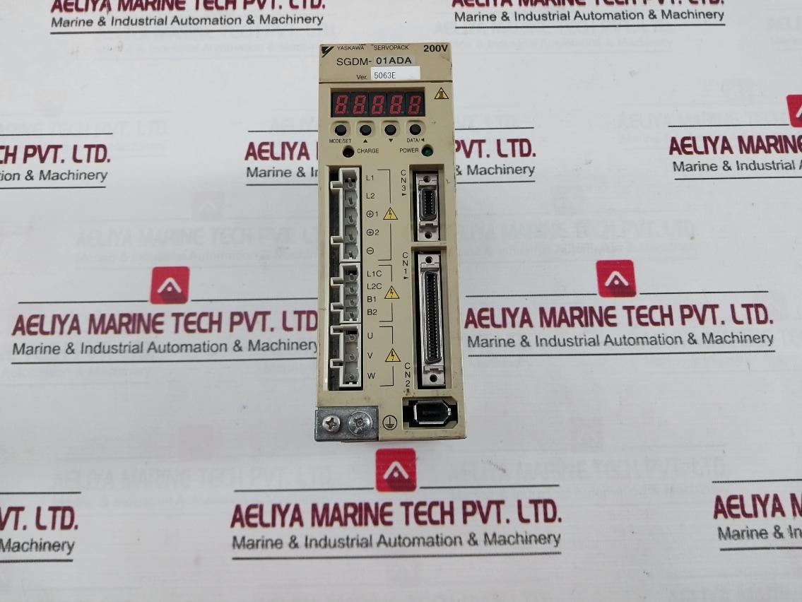 Yaskawa Electric Sgdm-01Ada Servo Drive 1Ph 200-230V 50/60Hz
