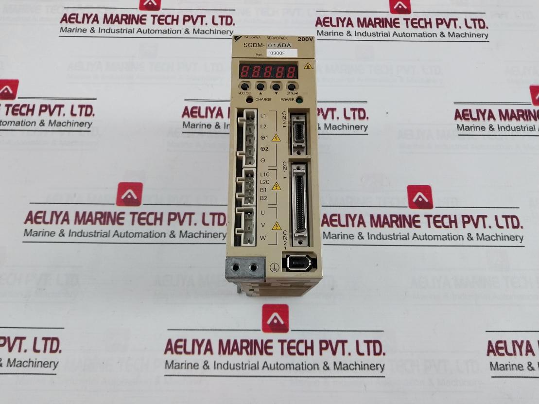 Yaskawa Electric Sgdm-01Ada Servo Drive 200-230V 50/60Hz 0-55°C