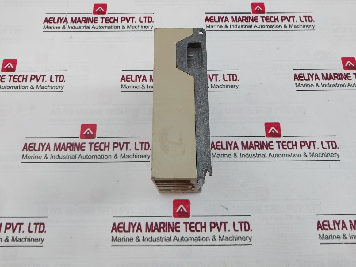 Yaskawa Electric Sgdm-01Ada Servo Pack 3Ph 0-230V 0-300Hz (Not Working)