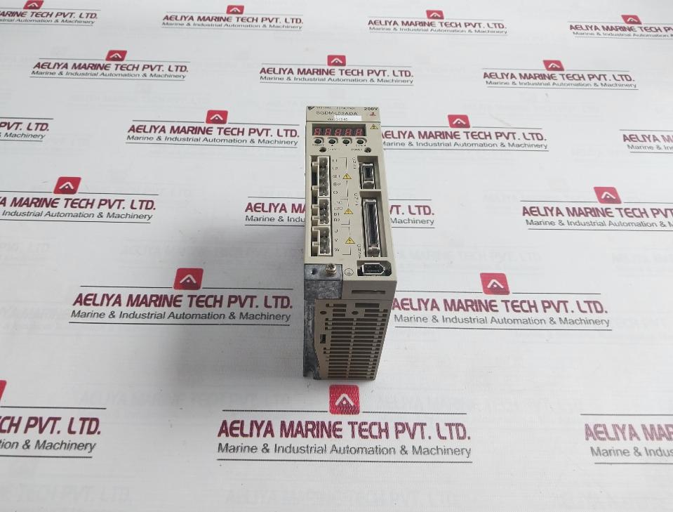 Yaskawa Electric Sgdm-02Ada Servo Drive 200-230V 50/60Hz 0-55C (Not Working)