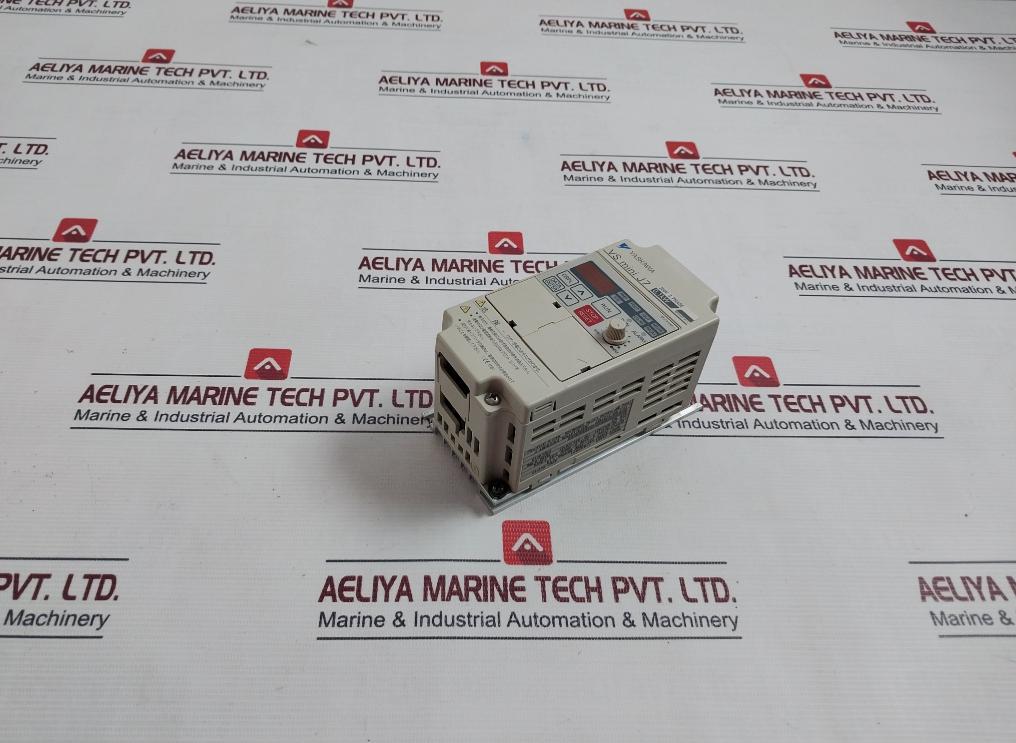 Yaskawa Cimr-j7Aa20P1 Inverter With Digital Operator 3 Phase 0.1Kw