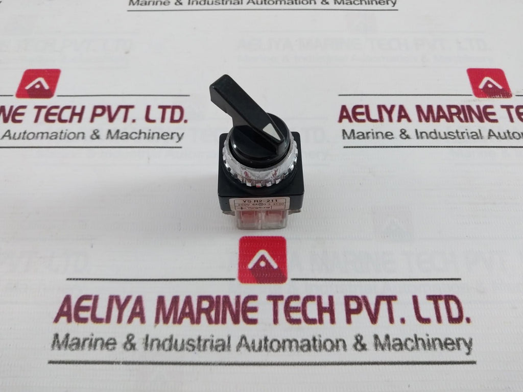 Yong Sung Ys R2-211 Selector Switch 250V 6A – Aeliya Marine