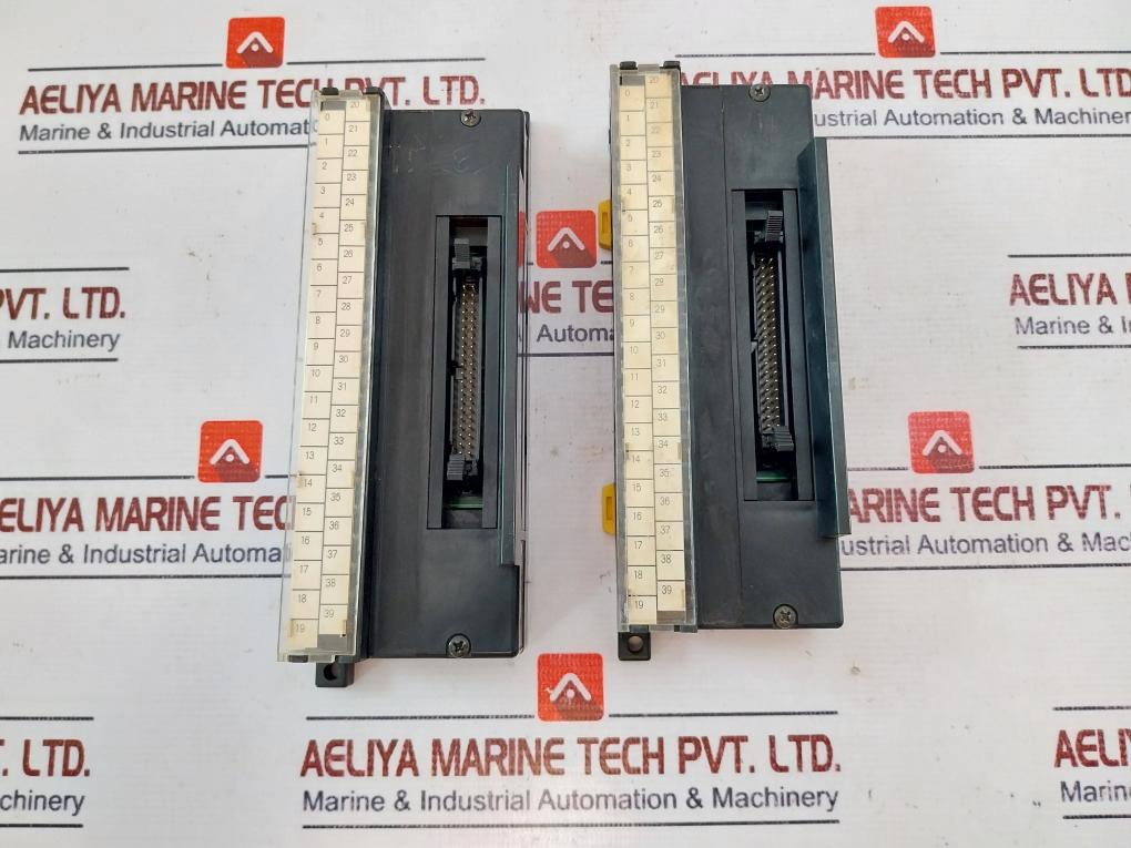 Yoshida Electric Ps7D-40V4 Terminal Block 1A 125V