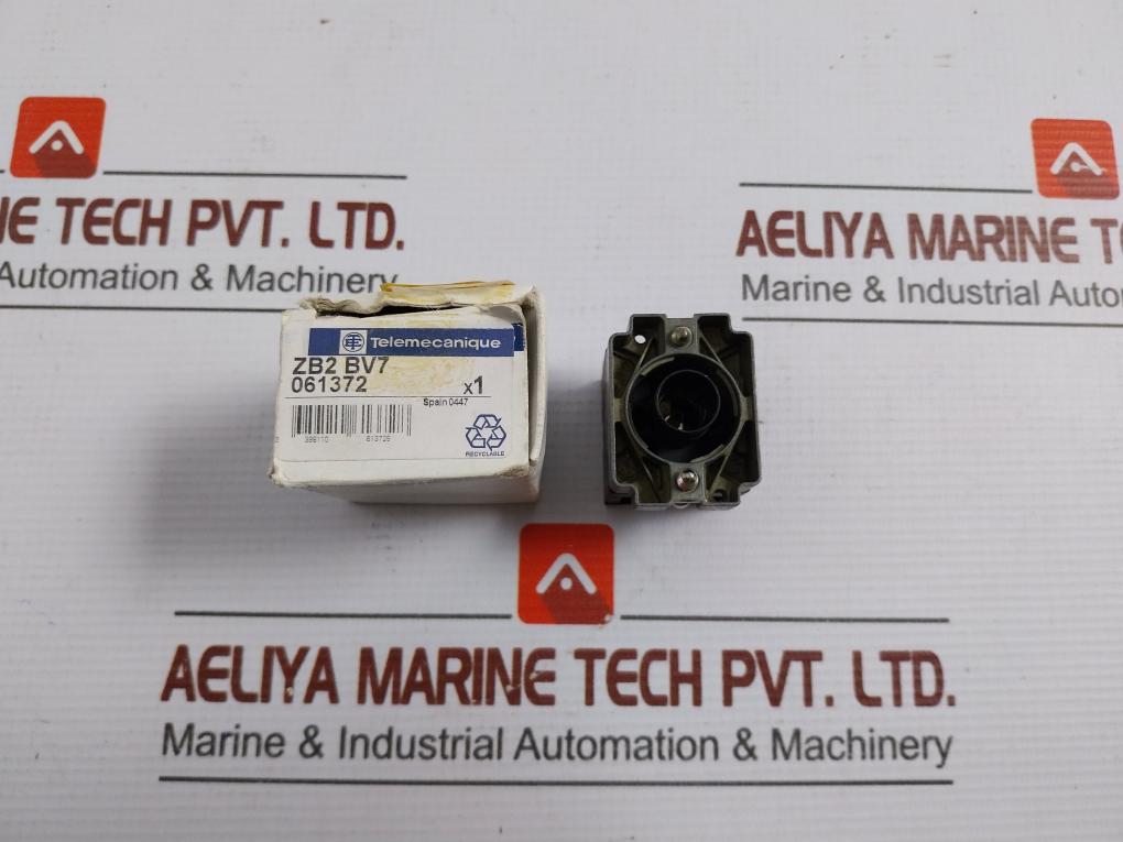 ZB2-BV7-3389110-613728-Pilot-Light-Base-Socket-2-6W-Telemecanique-210574-1