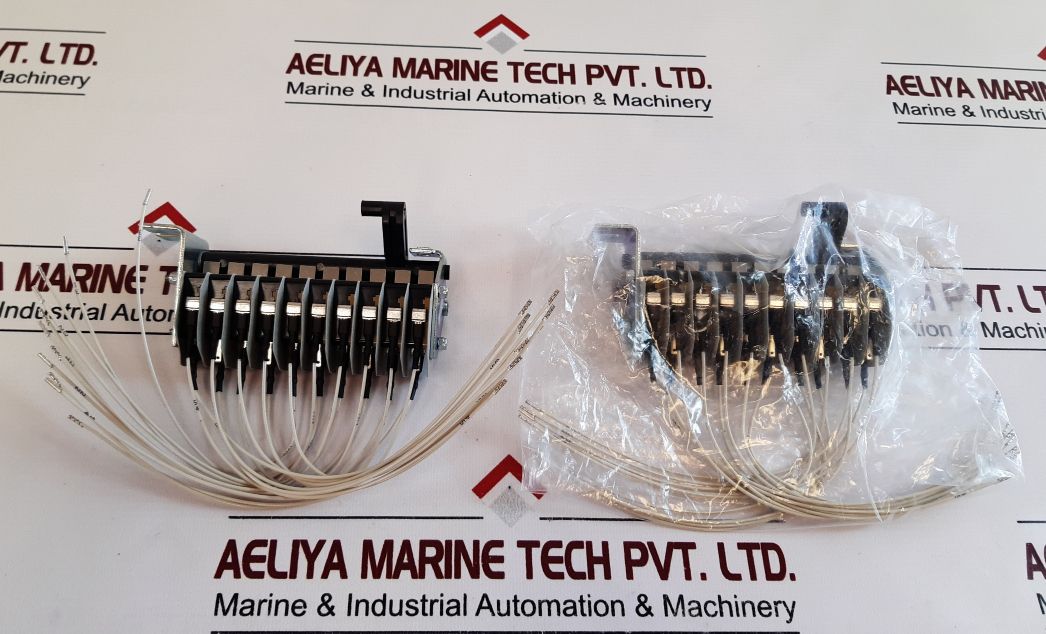 Abb 1Sd A038327 R1 Auxiliary Contacts