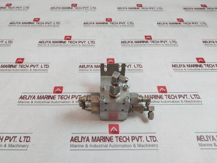 Abb 3Hnm 09704-1 Cleaning Unit Rev - 02