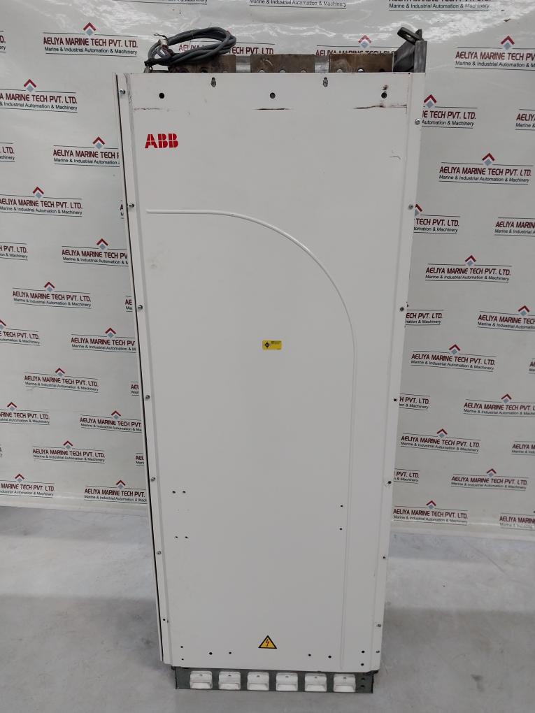 Abb Acs800-04-0400-3 Frequency Converter Aibp-51/Ainp-01/Apow-01/Aint-02