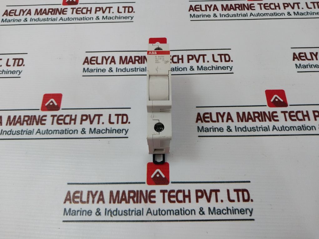 Abb E 91/32 Fuse Holder