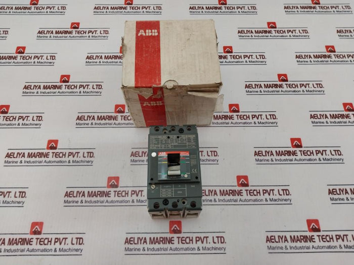 Abb Sace Tmax Xt1C 160 Molded Case Circuit Breaker 690V Ac 500V Dc (Not Working)