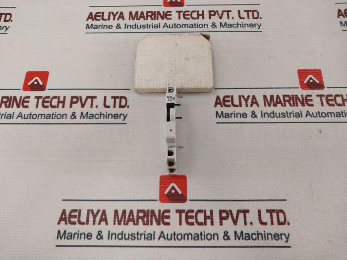 Aeg E8_(S), Hd8_,D8_Auxilairy Switch