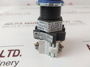 Akron Electric Xp3-rs2A-3 Selector Switch Hoa Momentary