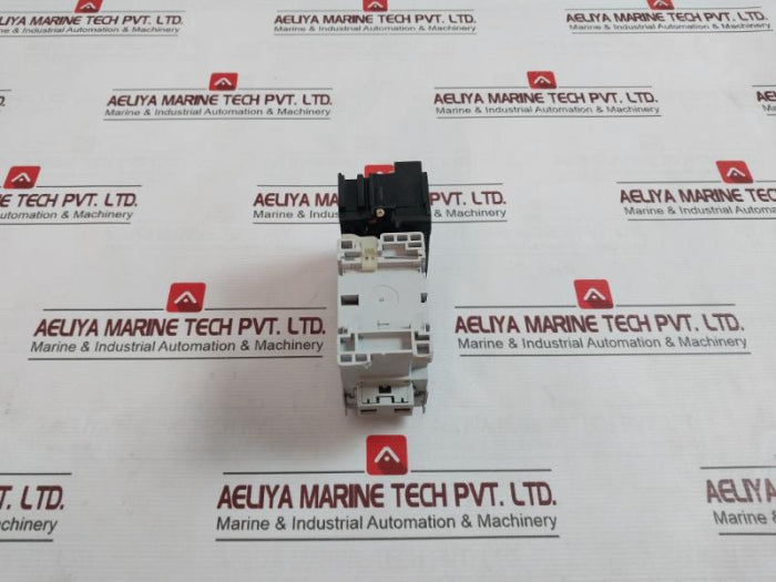 Allen-bradley 100-c12*10 Amps Contactor With Thermal Overload Relay 600V Ser. A