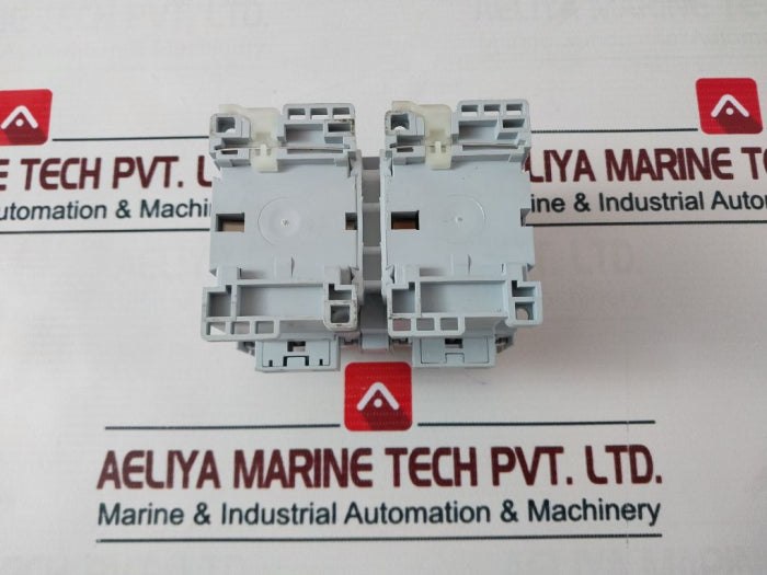 Allen-bradley 100-c23*01 Contactor (Used)