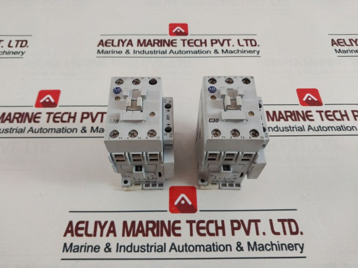 Allen-bradley 100-c30*00 B01