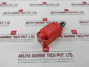 Allen-bradley 440P-mrps11B Guard Master Limit Switch