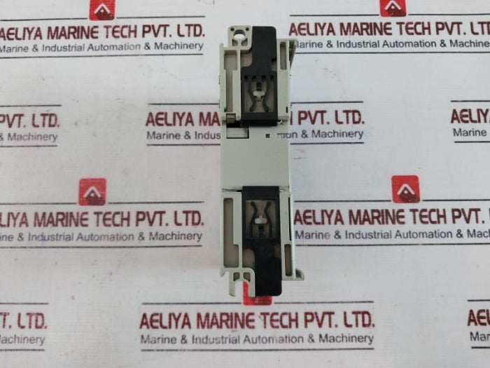 Allen Bradley 1769-ow8 Compact I/O Ab Ac/Dc Relay Output Module