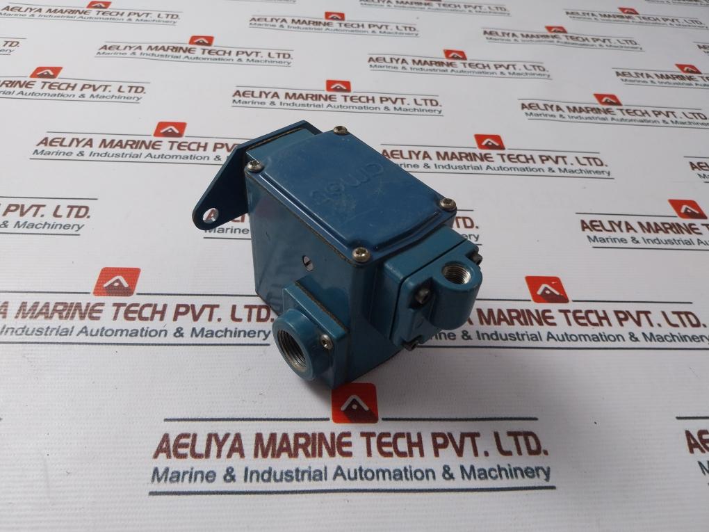 Amot 4140Ck1H11Aa0-ee Pressure Switch 0.28-3.72 Bar
