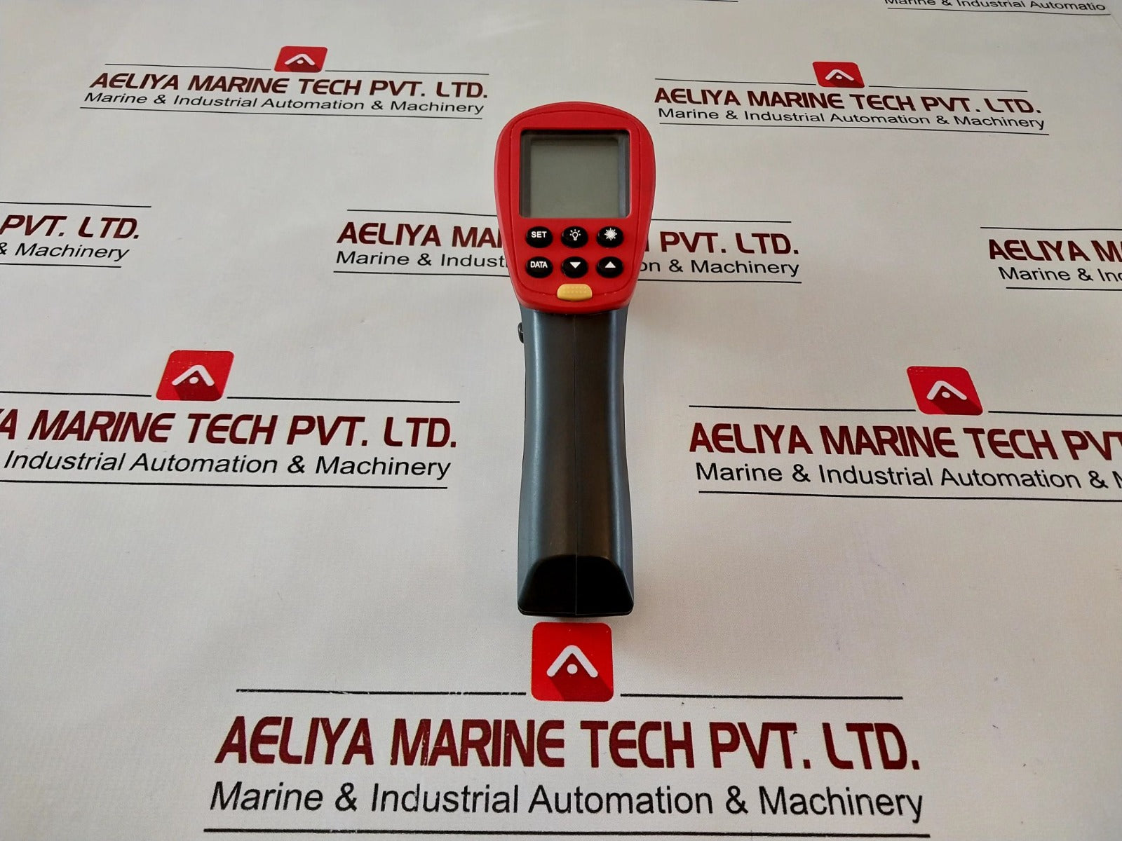 Amprobe Ir-750 50:1 Ir Thermometer With Memory