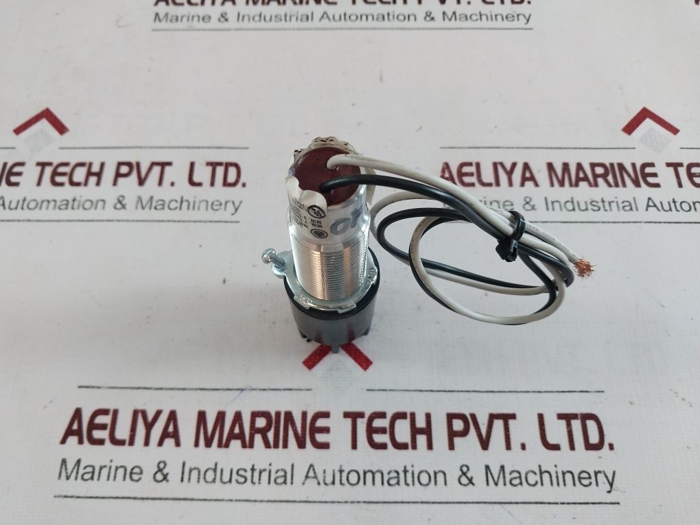 Appleton 6S6 Spl Series Pilot Lights – Aeliya Marine