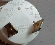 Lot Of 2X Arcolectric C7030Ah Orange Amber Lamp 240V