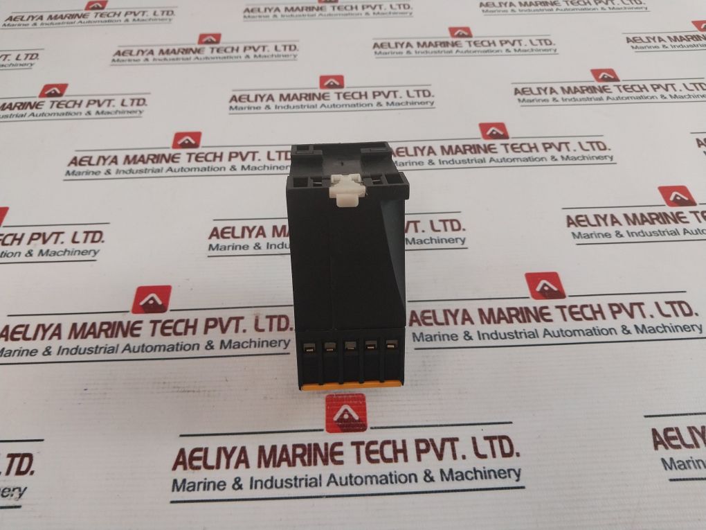 Areva Rqt0001095 Time Relay 110V Ac/Dc