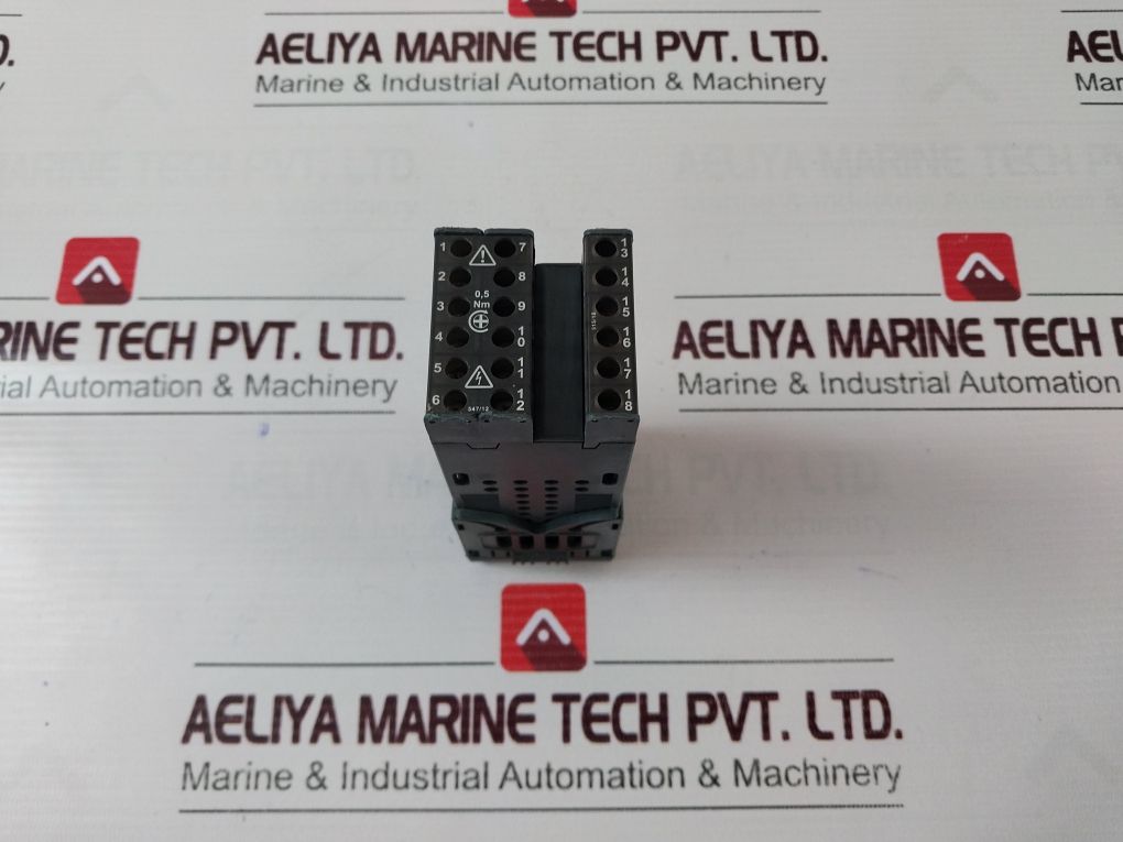 Ascon M1-3000-0000 Temperature Controller