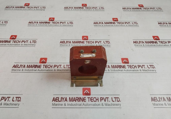 Automatic Electric 300/5A Current Transformer 0.66/3.0Kv 50Hz I.S.S. 2705/1992