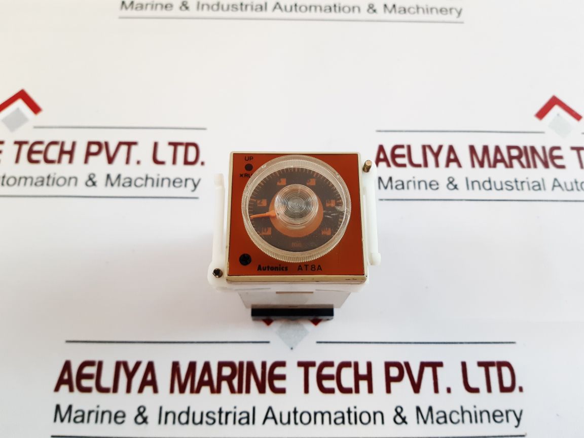 Autonics At8A Timer With Base 100/110/120Vac 50/60Hz