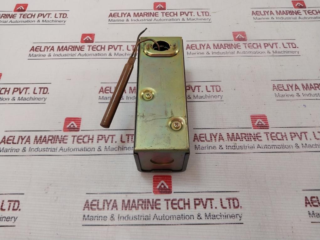Azbil L6006A Combustion Control Device 8A 5.1A Ac120V Ac240V