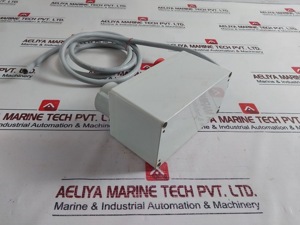 Baco 33E11 Red Push Pull Switch 10A 690V Ac