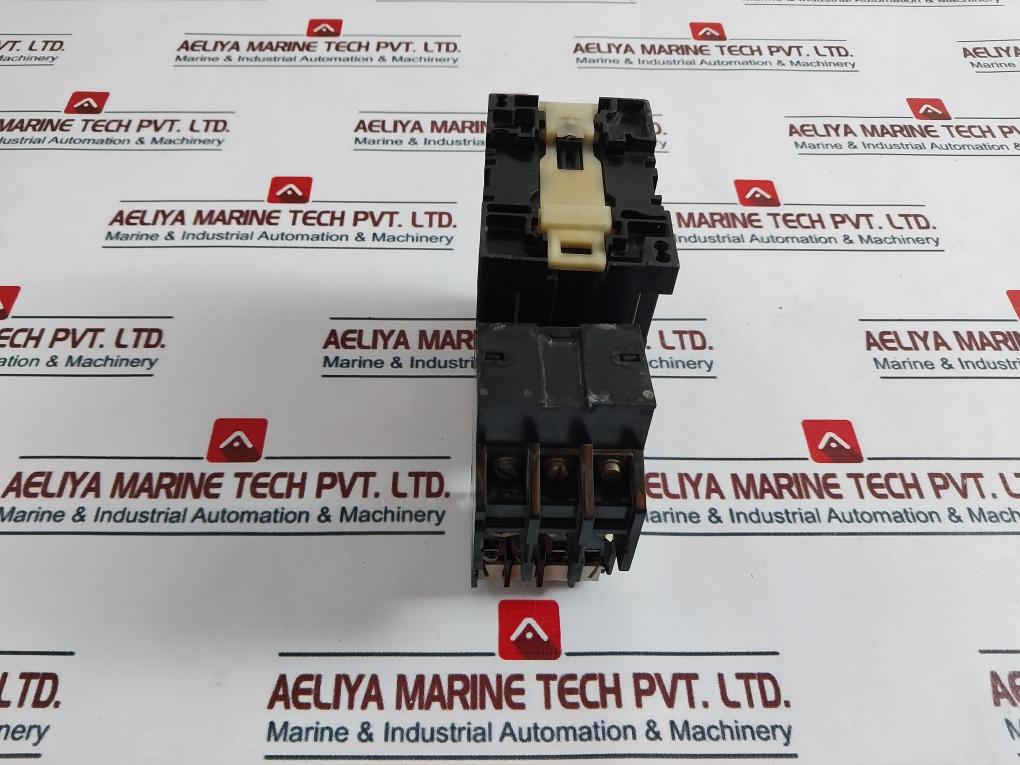 Bbc B30-30-00 Petercem Relay Coil Voltage 65A 660V Ac