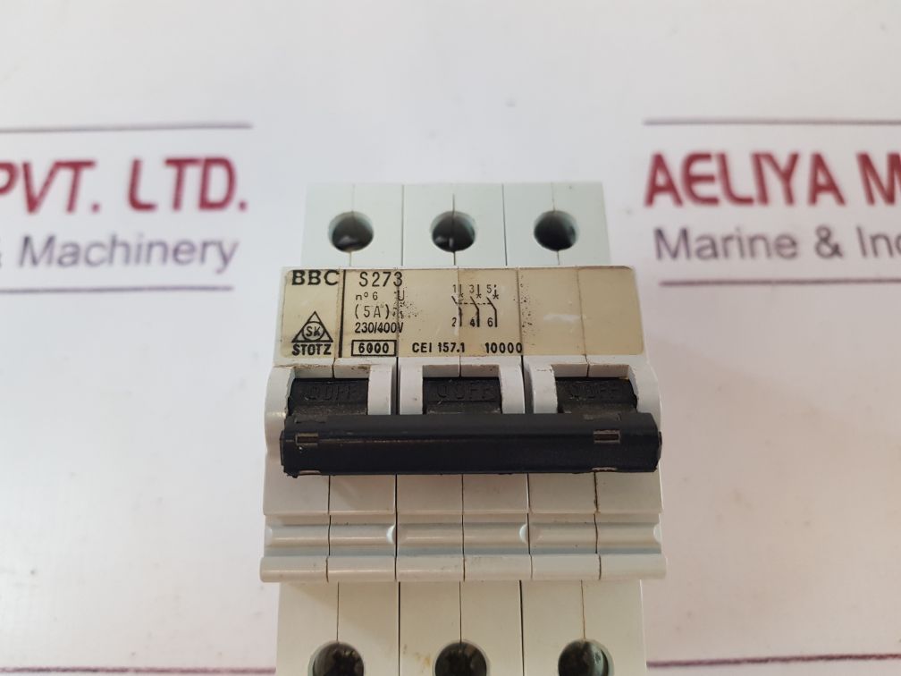 Merlin Gerin C60N D4 Circuit Breaker 400V~