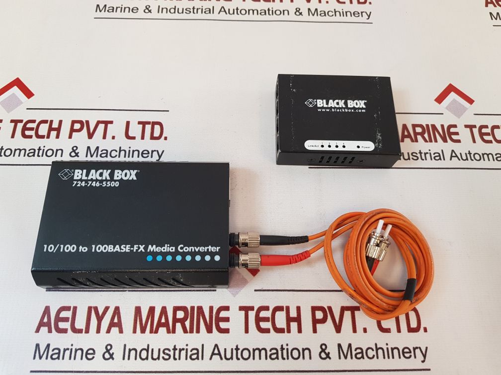 Black Box 7247465500 10/100 To 100Base-fx Media Converter Switch Lh1706A-st