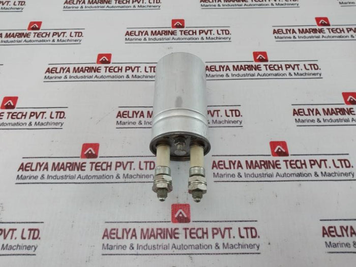 Bosch 0 670 207 101 Capacitor, 1.6Kv-db